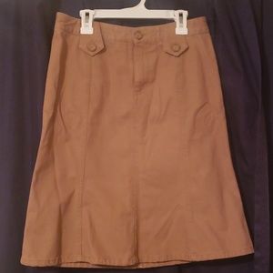 Ladies tan skirt